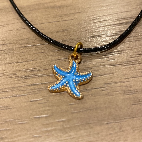 Tropical Necklace Set - Picture 3 of 5